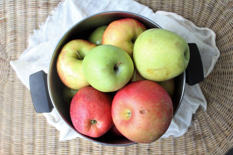 Homemade Applesauce - The Gluten Free Gathering